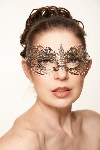 Kayso Ba001sl Silver Luxury Metal Filigree Laser Cut Masquerade Mask With Clear Rhinestones, 3 X 8 In. - One Size