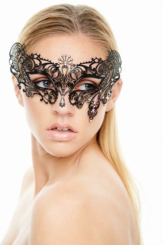 Kayso Bb006pkbk Black Luxury Arrogant Metal Laser Cut Masquerade Mask With Pink Rhinestones - One Size