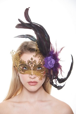 Kayso Fbf003gd-pu Majestic Gold Swan Laser Cut Masquerade Mask With Feathers & Purple Flower Arrangement - One Size