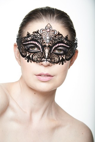 Kayso K2001pkbk Classic Crowne Black Laser Cut Masquerade Mask With Pink Rhinestones - One Size
