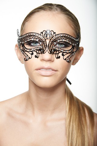 Kayso K2005bk Black Laser Cut Masquerade Mask With Clear Rhinestones