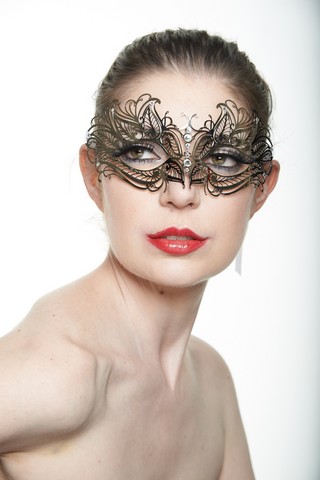 Kayso K2006sl Luxury Silver Laser Cut Masquerade Mask