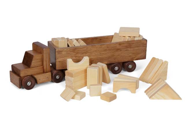 Lapps Toys & Furniture 195 Bth 30 Piece Wooden Block Truck Toy With Block Set