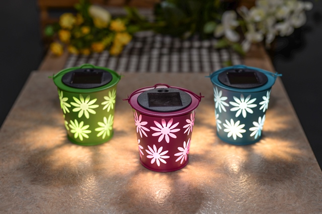 Luxen Home Wxe0052-2 Set Of 3 Solar Lights In Colorful Metal Table Lamps