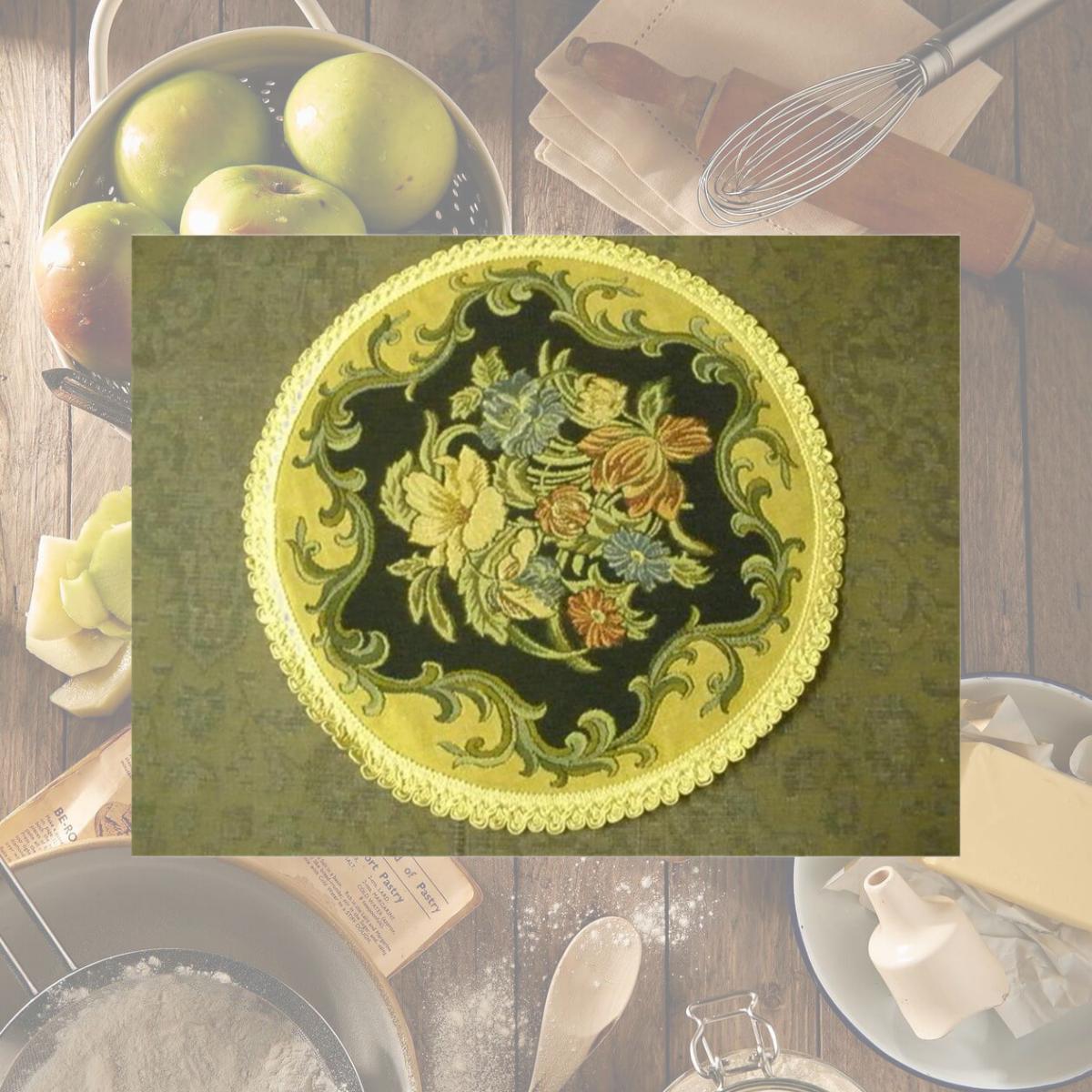 Picture of Tapestry Trading DH10 10 in. Begium Doily Dhalia- Navy Blue