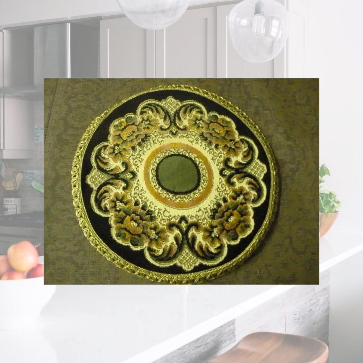 Picture of Tapestry Trading V28BL 28 in. Begium Table Top Verona Doily- Black