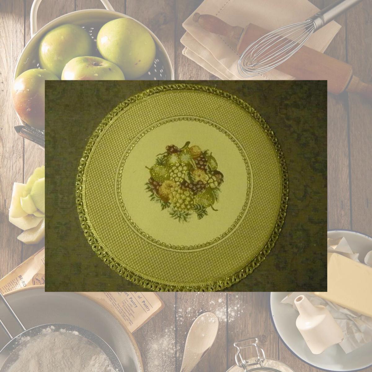 Picture of Tapestry Trading SE10 10 in. Begium Doily Sierra Fruits