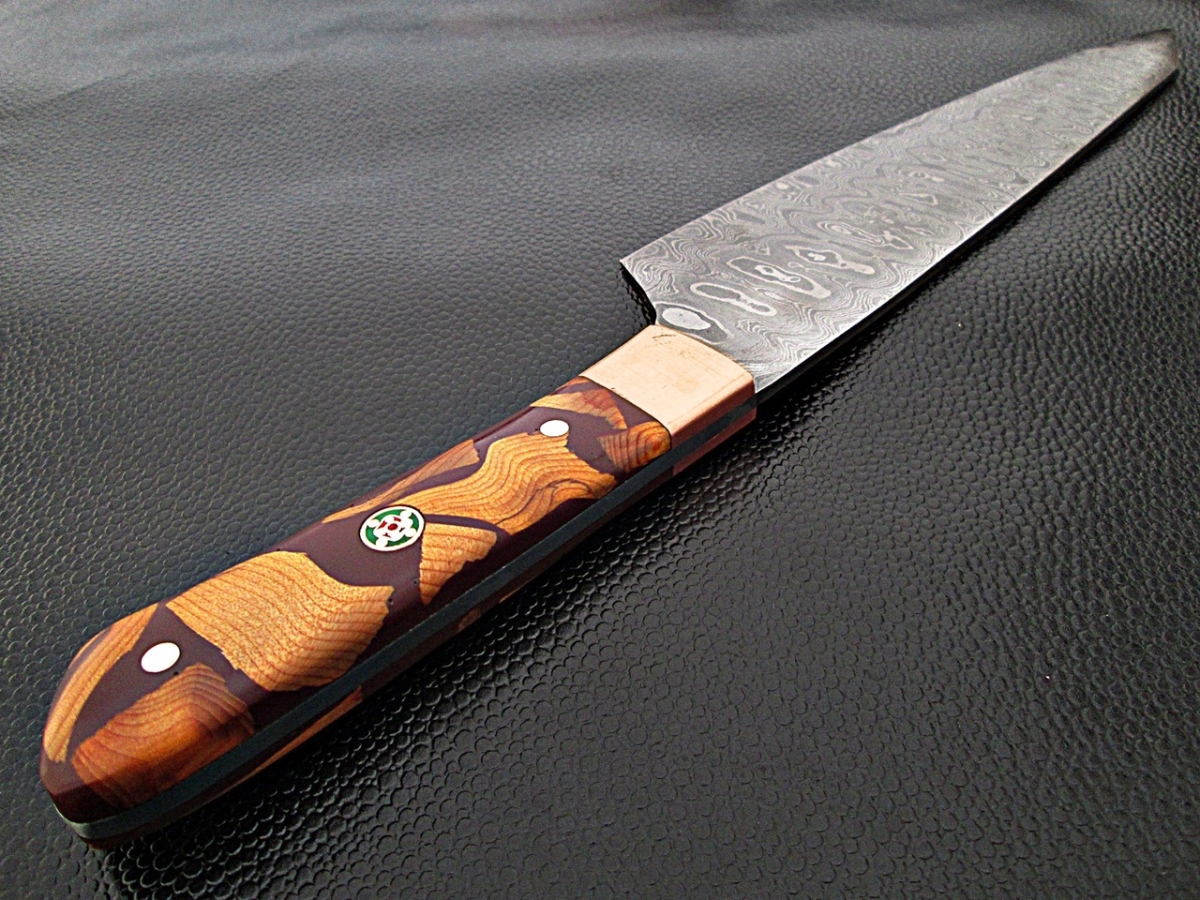 WSDM-2312 Santoku Damascus Steel Forged Chef Knife Wood Chip Resin