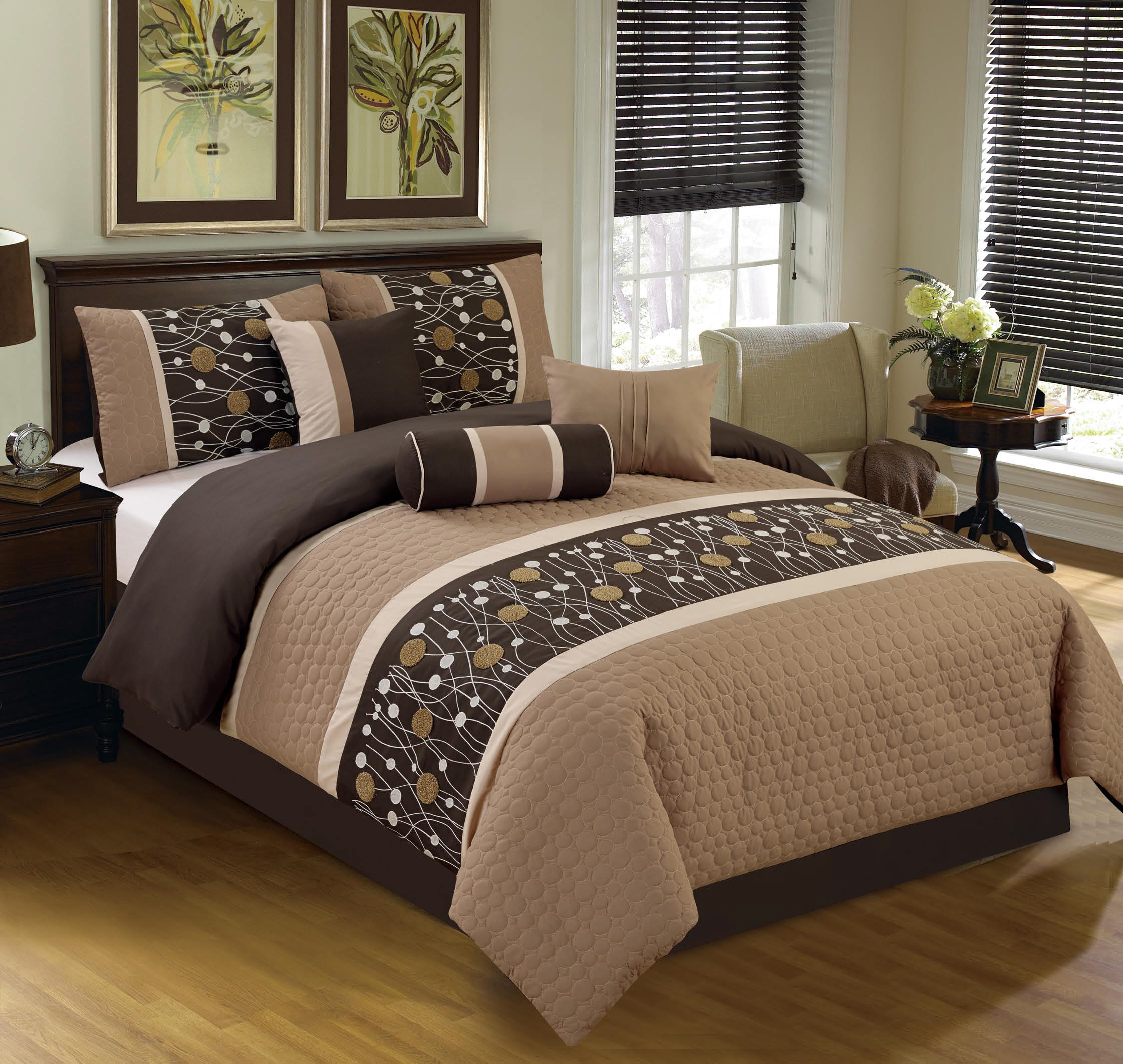 20825 Queen Chinensis Embrodiery, Queen Size Comforter Set - 7 Piece