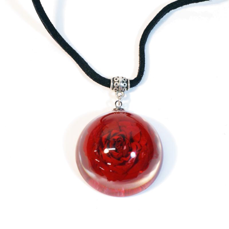 Fpr304 Real Rose Necklace, Red