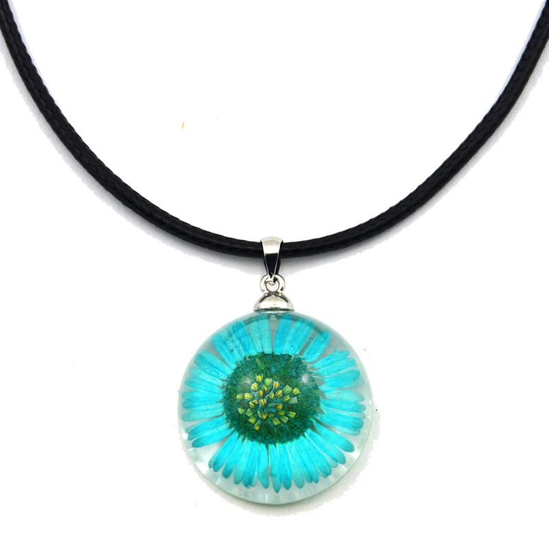 Fpr401 Real Daisy Necklace, Blue