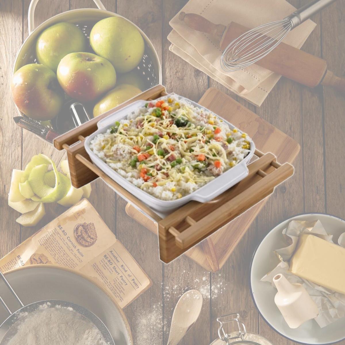 Picture of EVCO International 73456 BAMBOO & STONEWARE Grand Buffet 9 in. Square Bakeware Dish with Bamboo Cradles