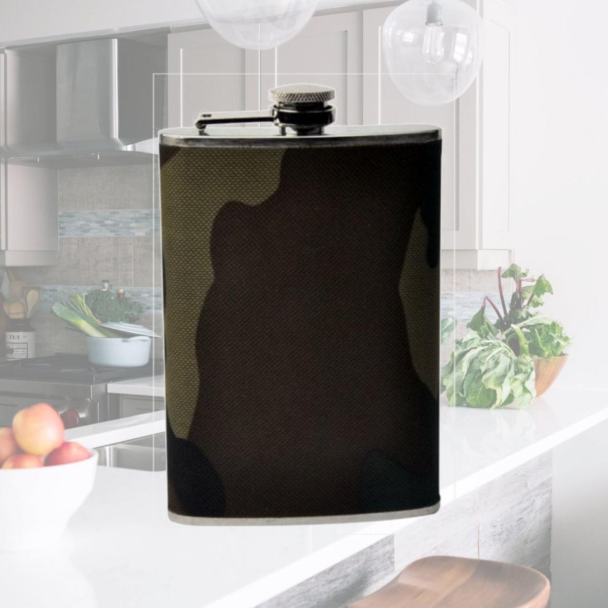 Picture of FJX Wholesale HFL-W032 8oz Camouflage Stainless Steel Hip Flask