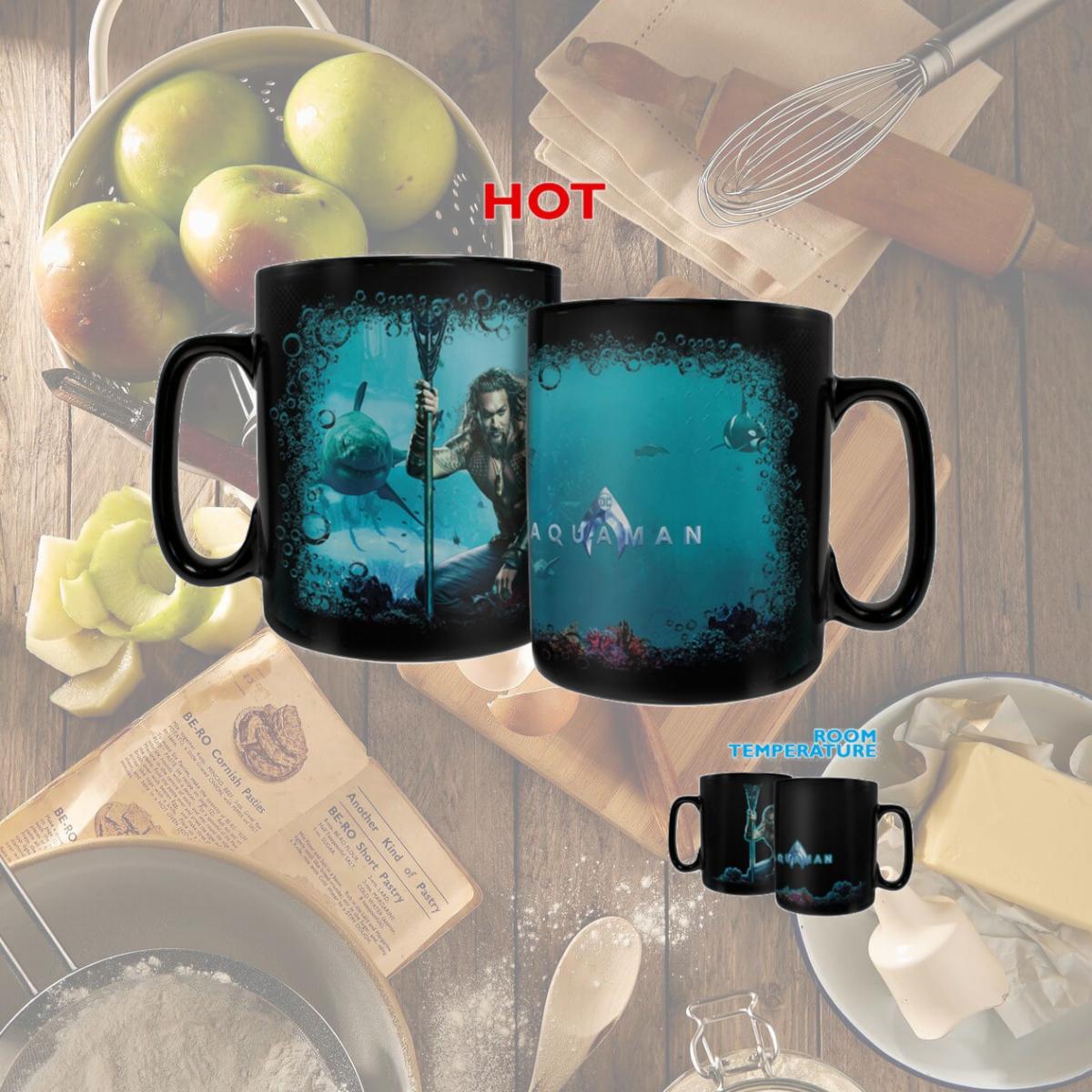Picture of Trend Setters MMUGC925 Aquaman Quest for the Trident Clue Morphing Heat-Sensitive Mug