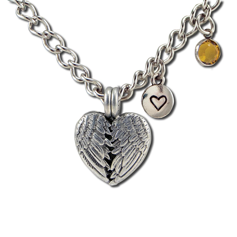 235115 24 In. Winged Heart Diffuser Pendant Necklaces Chain