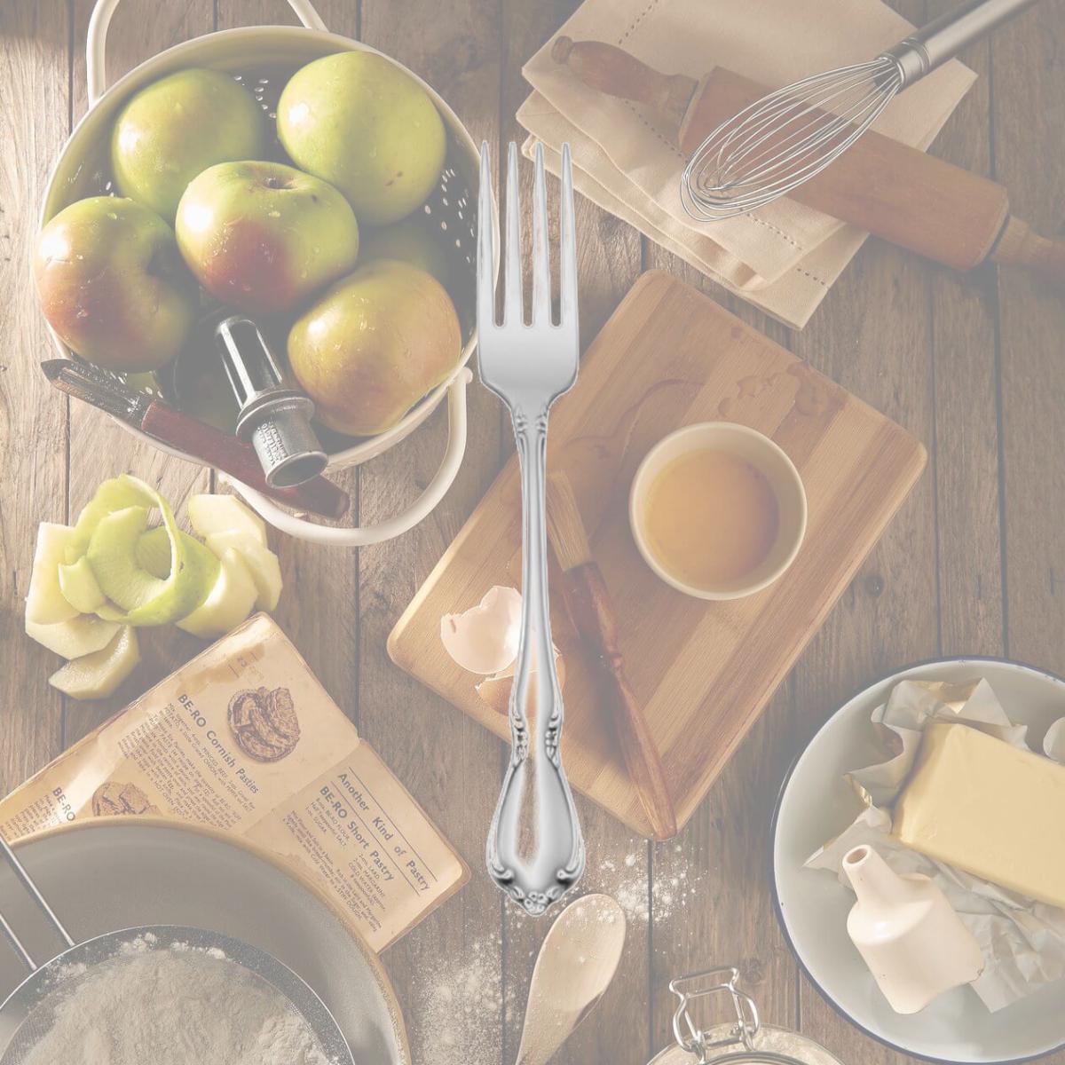 Picture of Oneida 2610FRSF 7.25 in. Chateau 18-8 Stainless Steel Extra Heavy Weight Dinner Fork