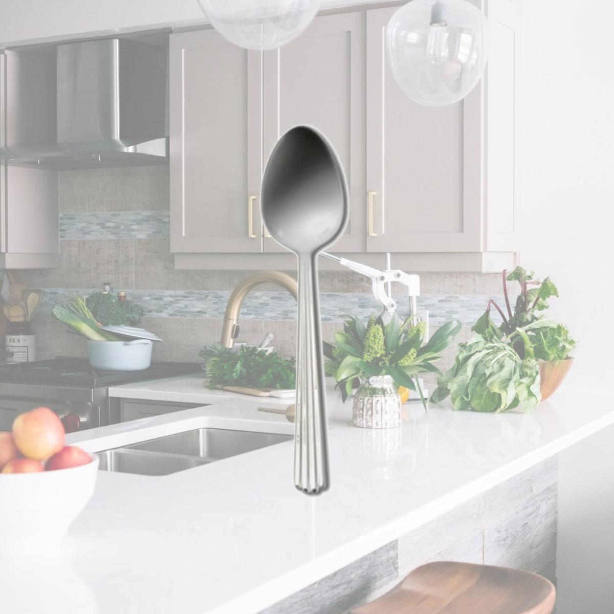 Picture of Oneida T024SFTF Viotti Stainless Steel European Size Teaspoon