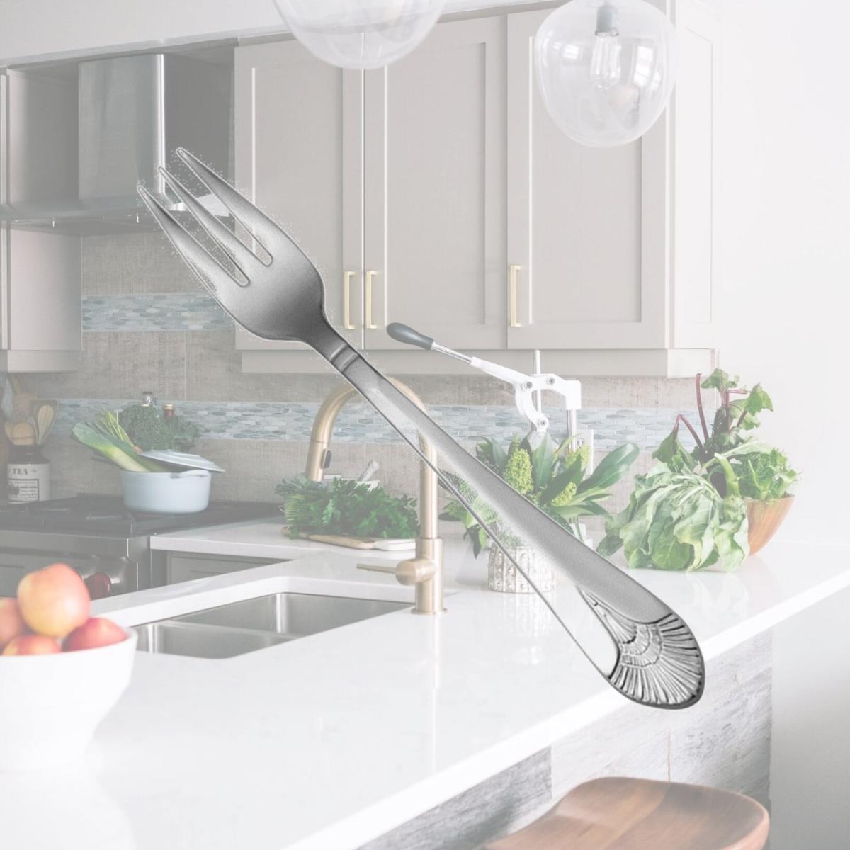 Picture of Oneida T131FOYF New York Stainless Steel Oyster &amp; Cocktail Fork  Silver