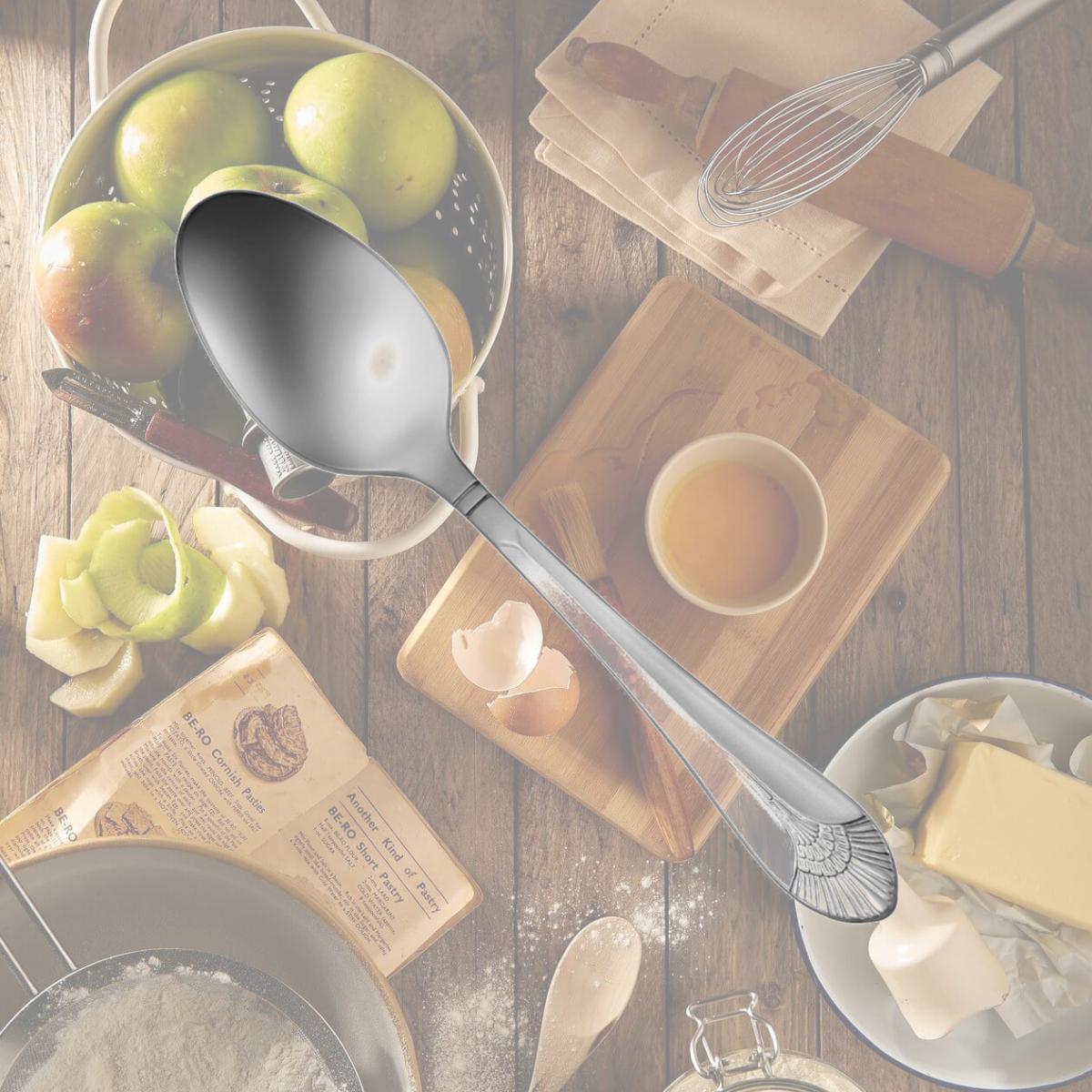 Picture of Oneida T131SDEF 7.25 in. New York Stainless Steel Extra Heavy Weight Oval Bowl Soup &amp; Dessert Spoon  Silver