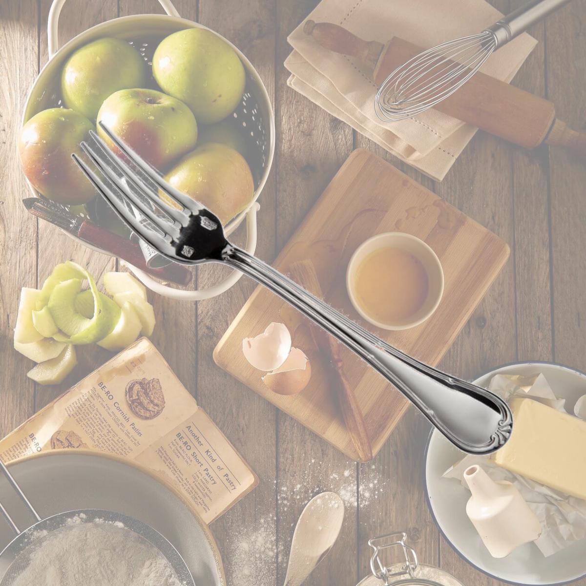 Picture of Oneida T022FDIF Donizetti Stainless Steel European Size Table Fork