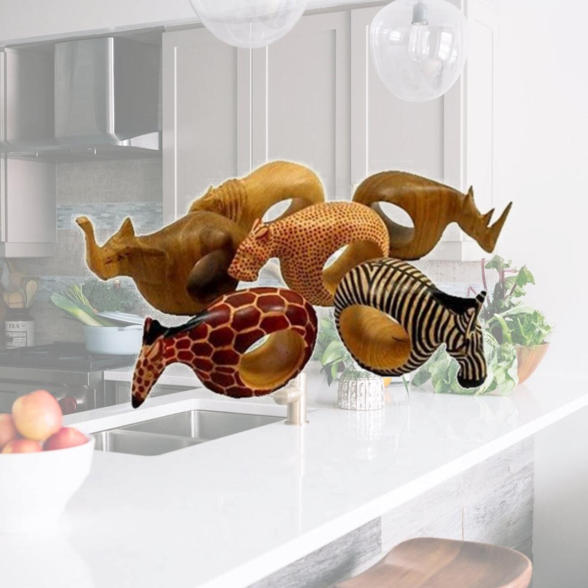 Picture of Jedando Handicrafts Mahogany Wood Animal Napkin Rings- 6 Set