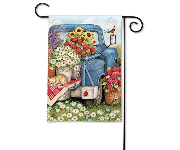 Magnet Works Mail31668 Flower Pickin Time Breezeart Garden Flag