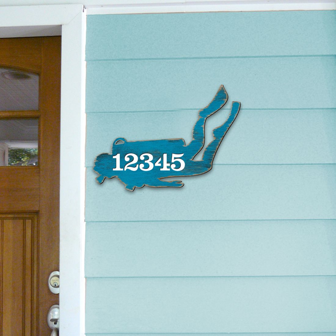 Picture of Designocracy MA98446-12 12 in. Scuba Diver Coastal House Number Sign Decor