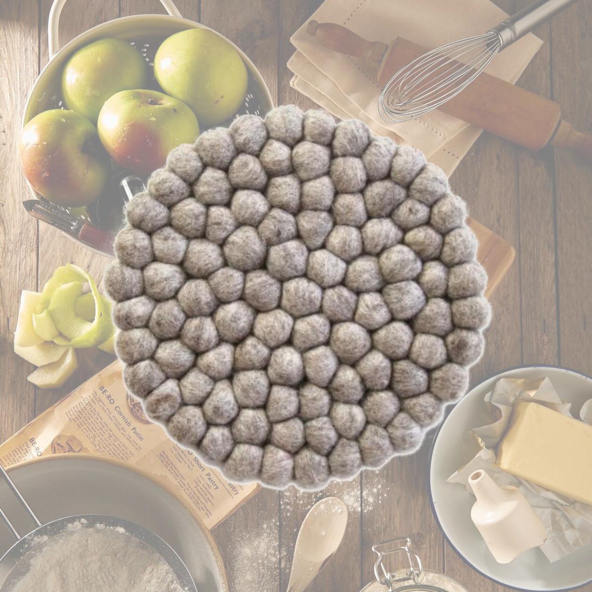 Picture of Global Groove GLG50052-02L Hand Crafted Felt Ball Trivets, Round - Light Grey