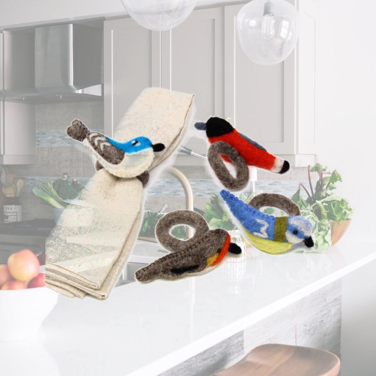 Picture of Global Groove GLG7002X-K4-A Hand-Felted Bird Napkin Rings, Assorted Color - Set of 4
