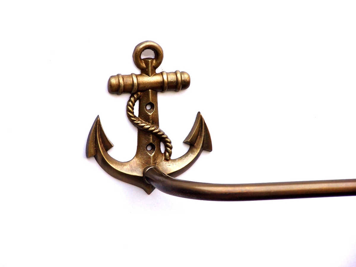 Picture of Handcrafted Model Ships ABTH-1002-AN 6 x 4 x 28 in. Antique Brass Anchor Bath Towel Holder