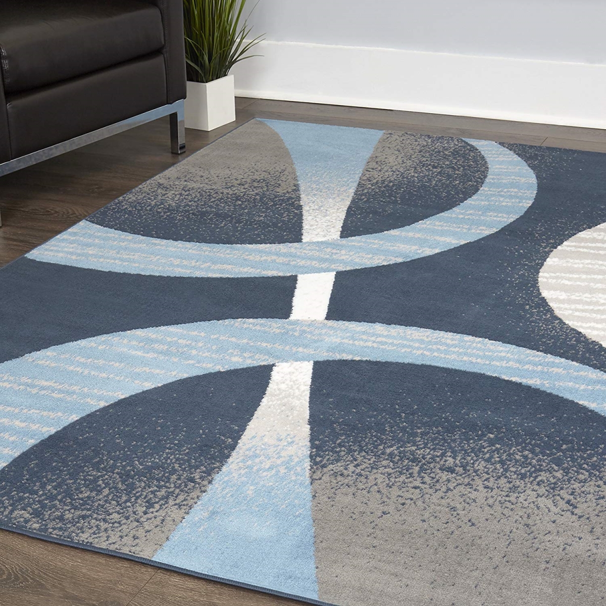 769924532096 7 Ft. 8 In. X 10 Ft. 7 In. Lyndhurst Melia Area Abstract Rug - Midnight Blue & Blue