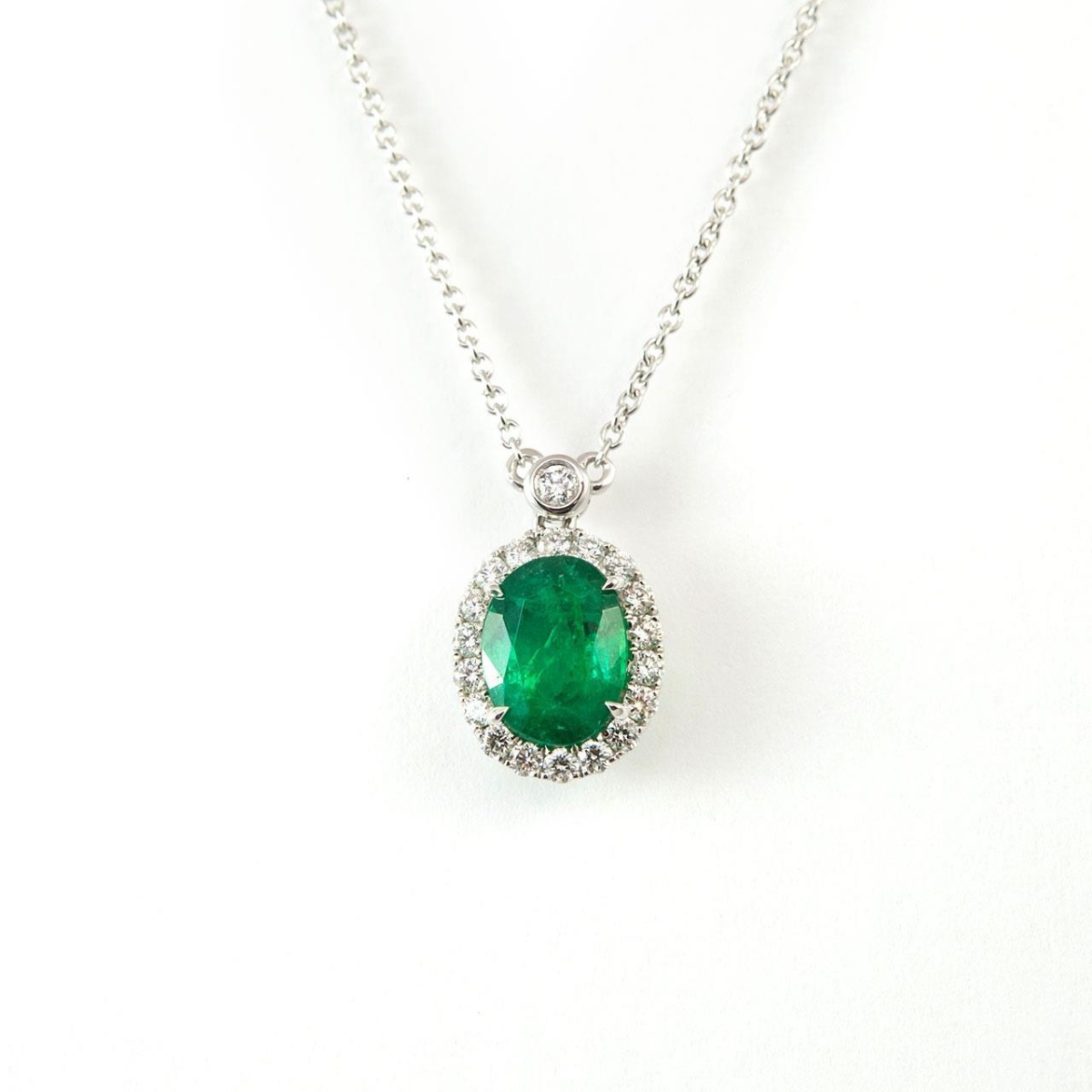 23999 7.50 Ct Emerald With Diamonds Pendant Necklace With Chain