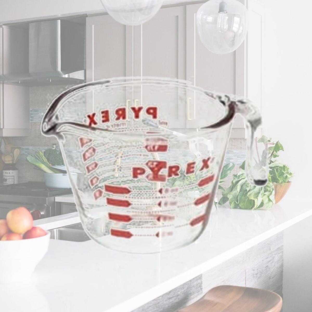 Picture of CORINGWARE-PYREX 6001076 CLR 32oz.liq.Cup 532-N Case of 6