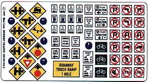 BLR147 HO Modern Highway Signs