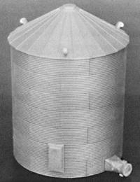 Rix304 30 Ft. Ho Scale Corrugated Grain Bin