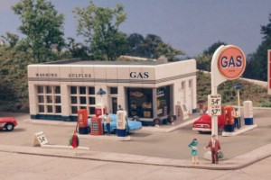 Ctc401 N Scale Crafton Ave Gas Station