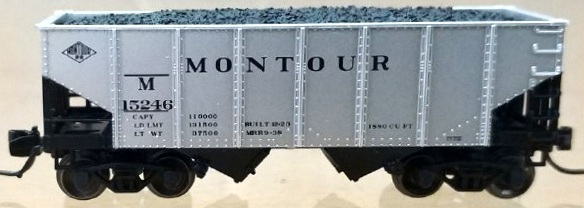 Blu60491 N Scale Montour Usra 2-bay Hopper Car, Black & Silver