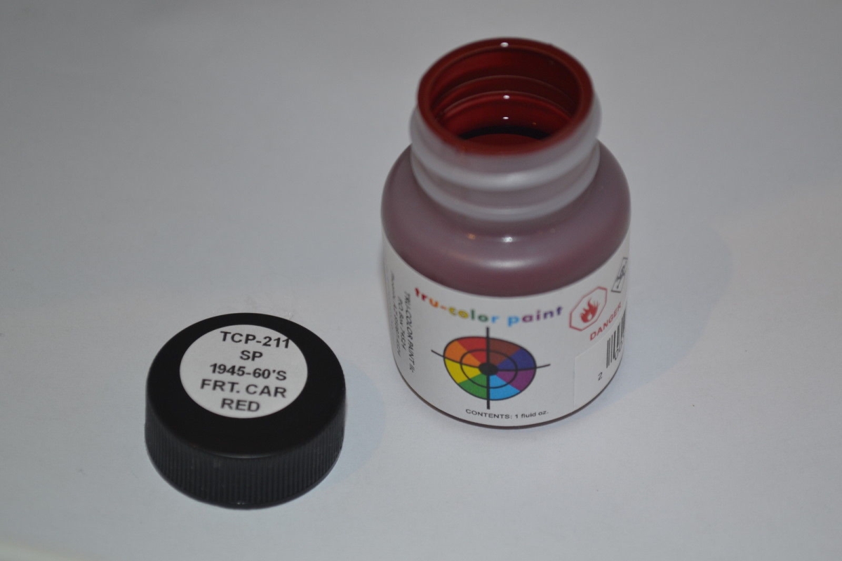 Tru-Color Paint TCP211 1 oz True Color Paint for Airbrush, SP 1945-1950 Freight Car Red Tru-Color Paint TCP211 1 oz True Color Paint for Airbrush, SP 1945-1950 Freight Car Red