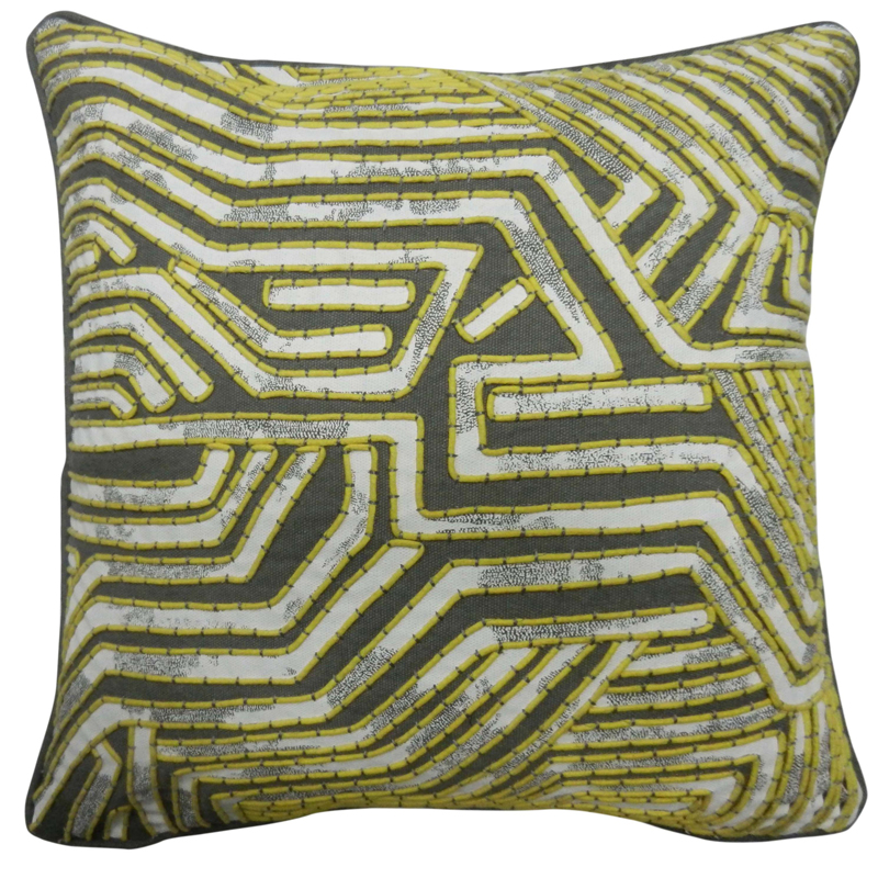 C1180 Maze Design Pillow Cover