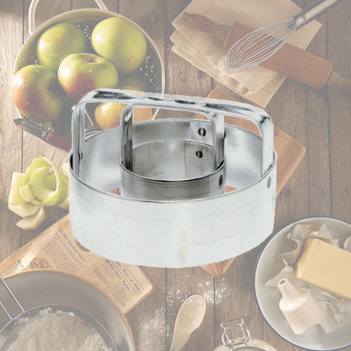 Picture of Foxrun 5754 Plain Donut Cutter- Tinplated Steel