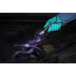 Tralf500cs Leak Finder Uv Lamp With 3 Aaa Batteries & Fluorescence-enhancing Glasses, Violet