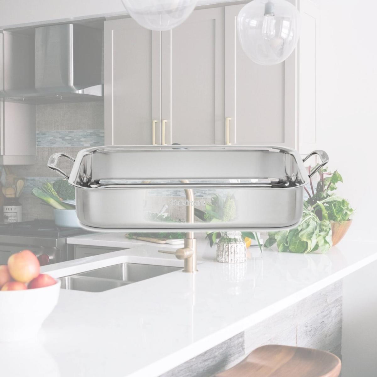 Picture of Canary 7117-135 13.5 in. Lasagna Pan Chefs Classic Stainless