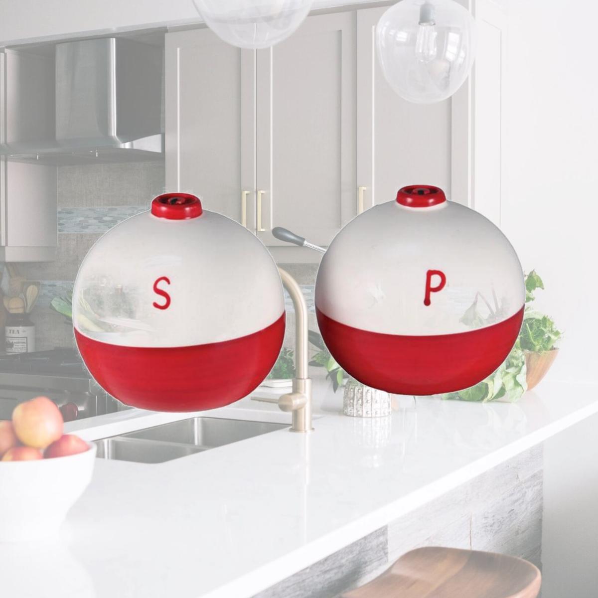 Picture of International Wholesale Gifts 017-519 Bobber Salt & Pepper