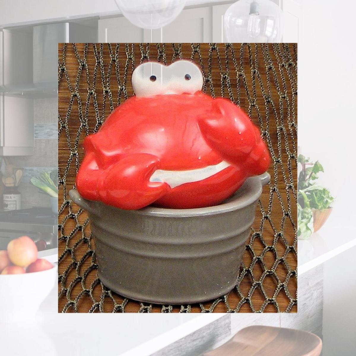 Picture of IWGAC 049-15092 Ceramic Crab Bucket Salt & Pepper Set