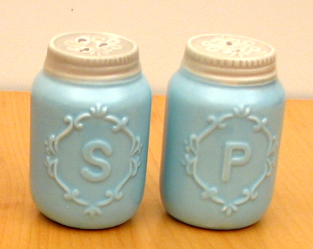 049-15656 Blue Ceramic Mason S & P Salt & Pepper Set