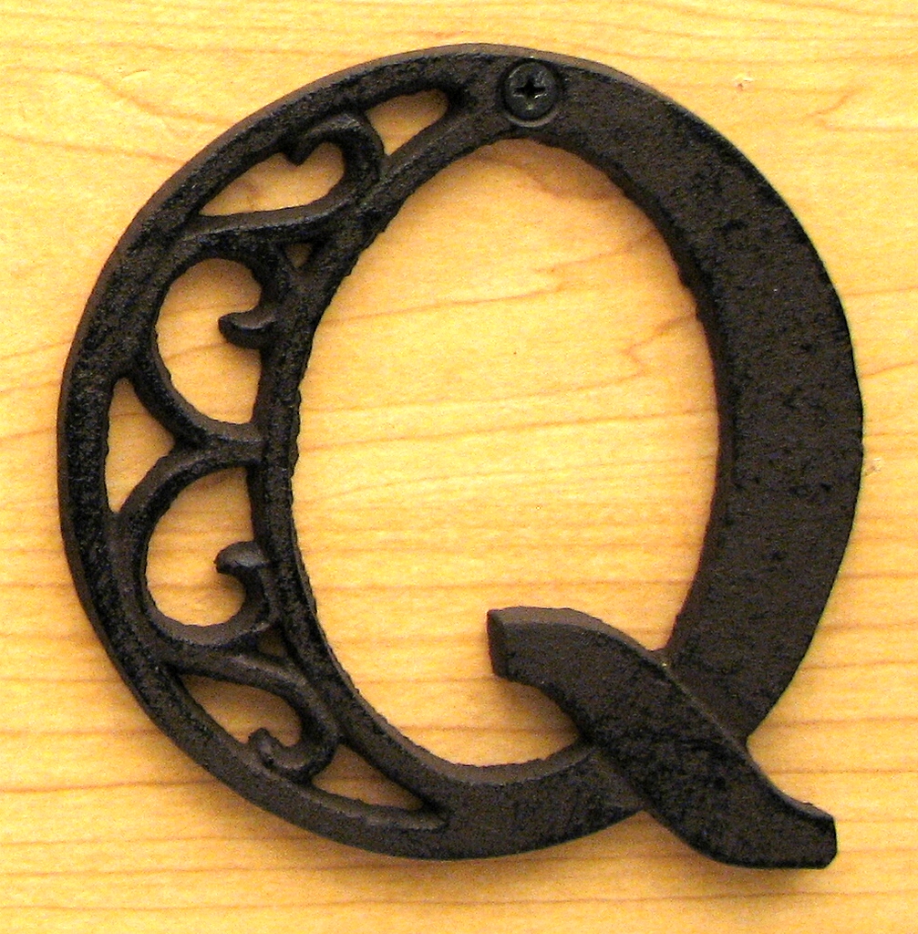 0184j-0557-q Cast Iron Alphabet Letter Q