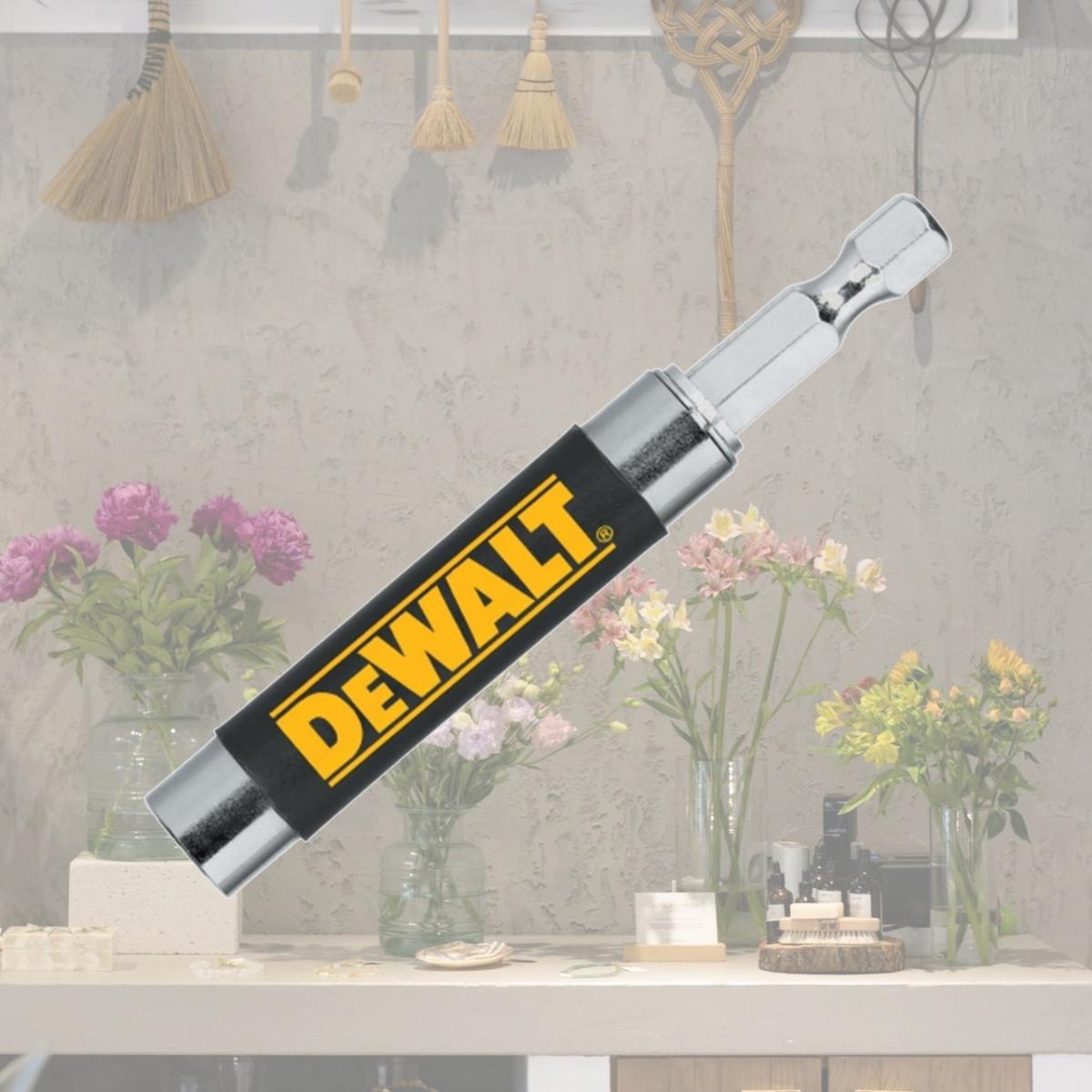 Picture of Dewalt Accessories Compact Magnetic Drive Guide  DW2054