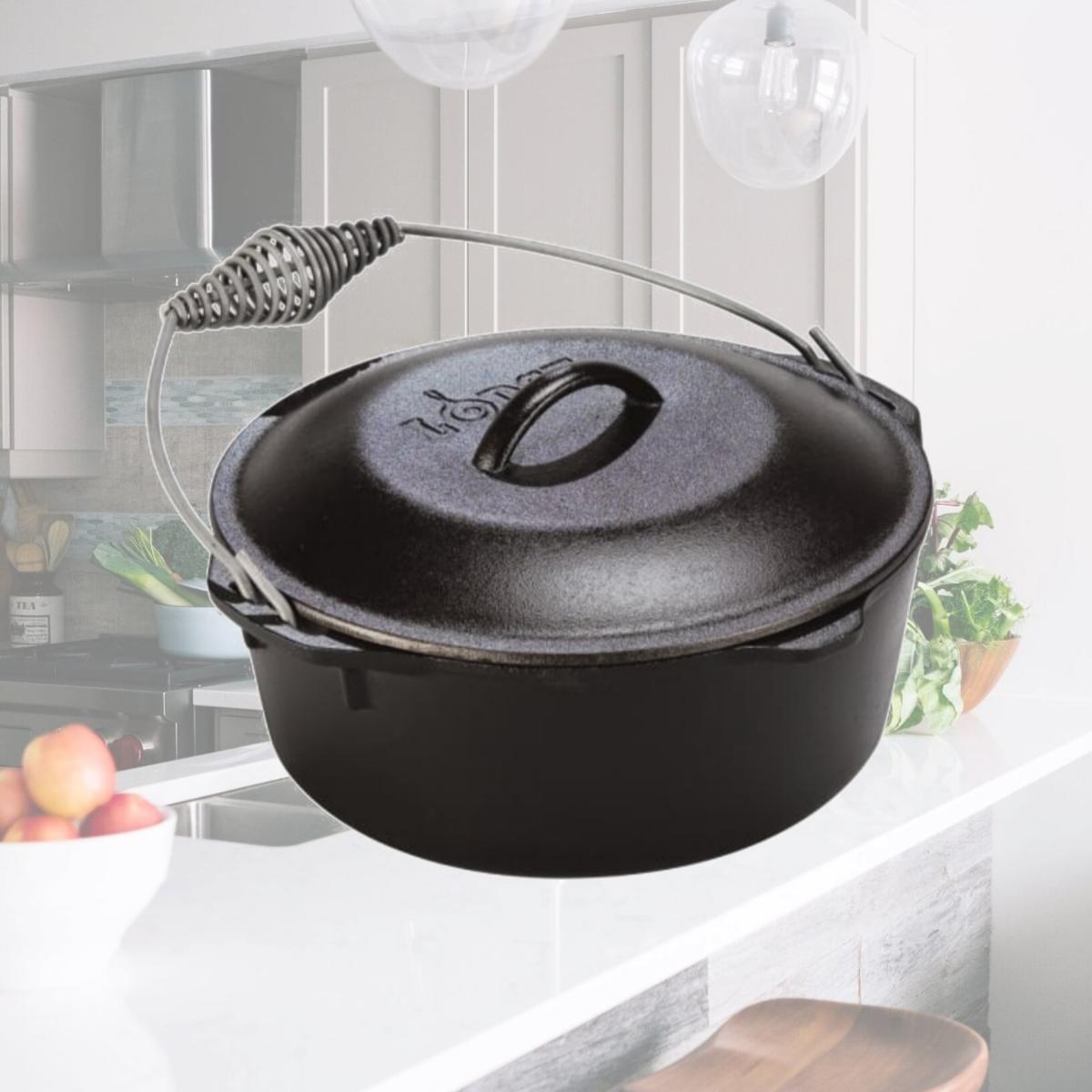 Picture of Lodge L8DO3 Dutch Oven with Spiral Bail Handle and Iron Cover