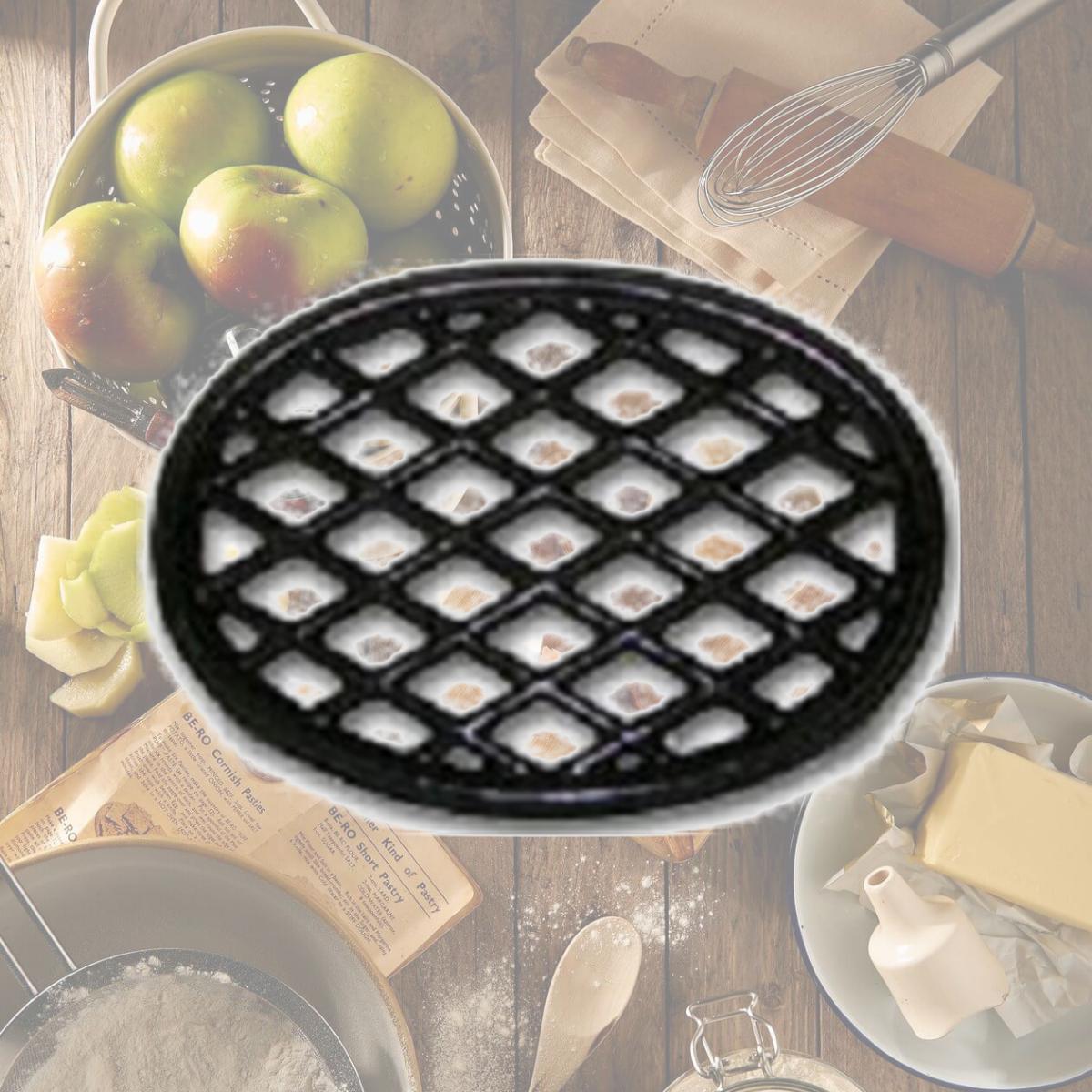 Picture of John Wright 33348 Jet Black Lattice Trivet