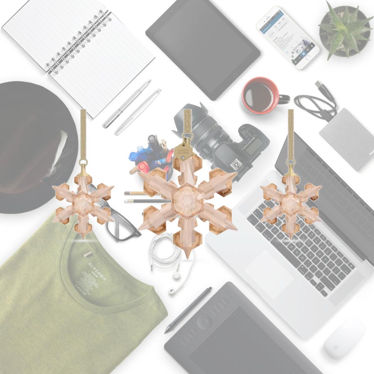 Picture of Swarovski 5634890 Festive Annual Edition 2022 Ornament Set